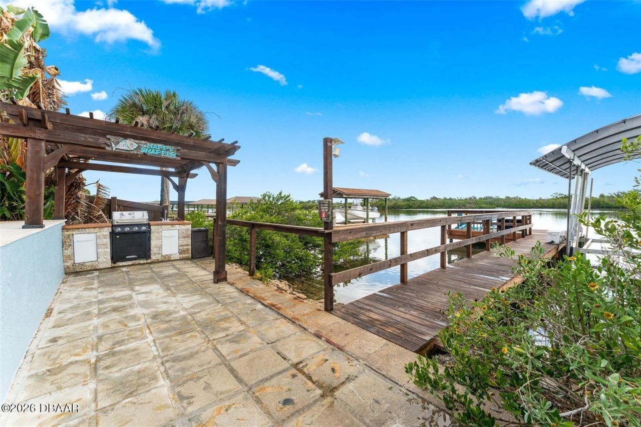 29 Pelican Lane, Edgewater, FL 32141 Photo