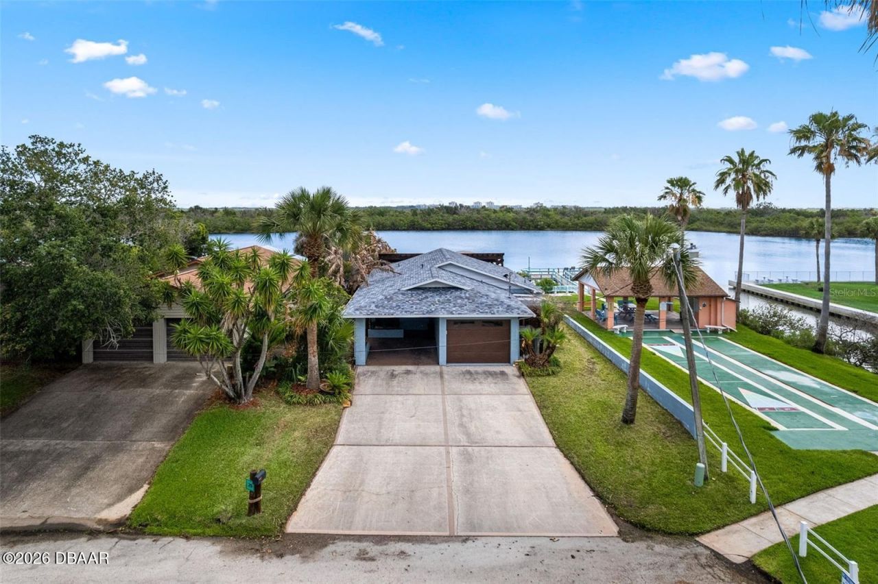 29 Pelican Lane, Edgewater, FL 32141 Photo
