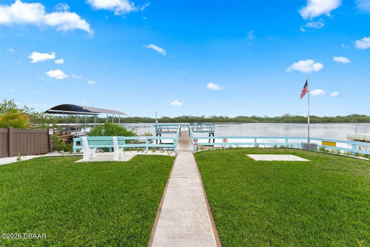 29 Pelican Lane, Edgewater, FL 32141 Photo