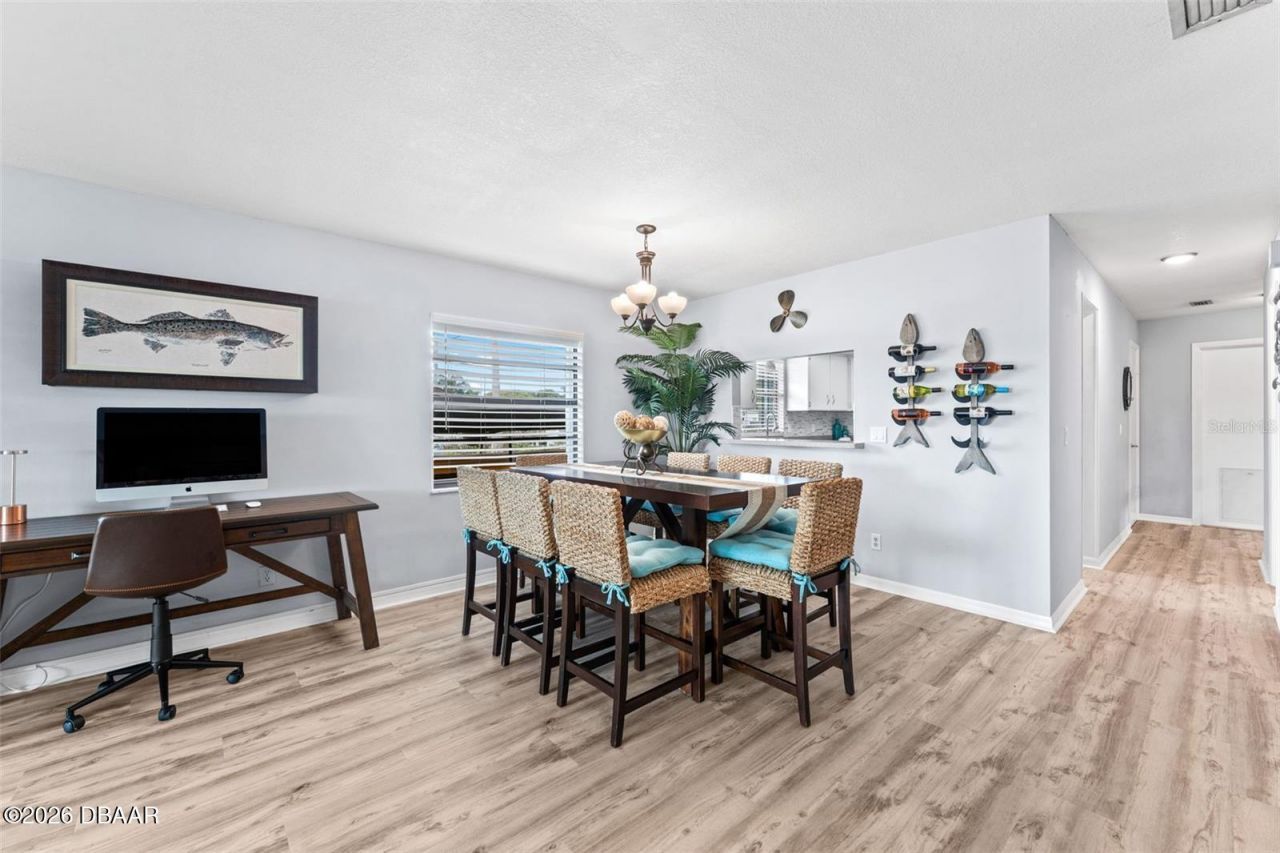29 Pelican Lane, Edgewater, FL 32141 Photo