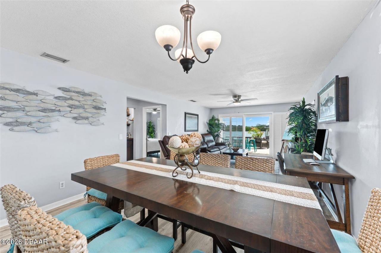 29 Pelican Lane, Edgewater, FL 32141 Photo