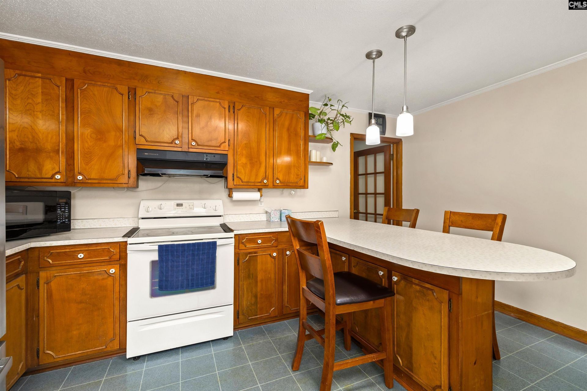 4136 N Lake Cherryvale Drive  Photo 11
