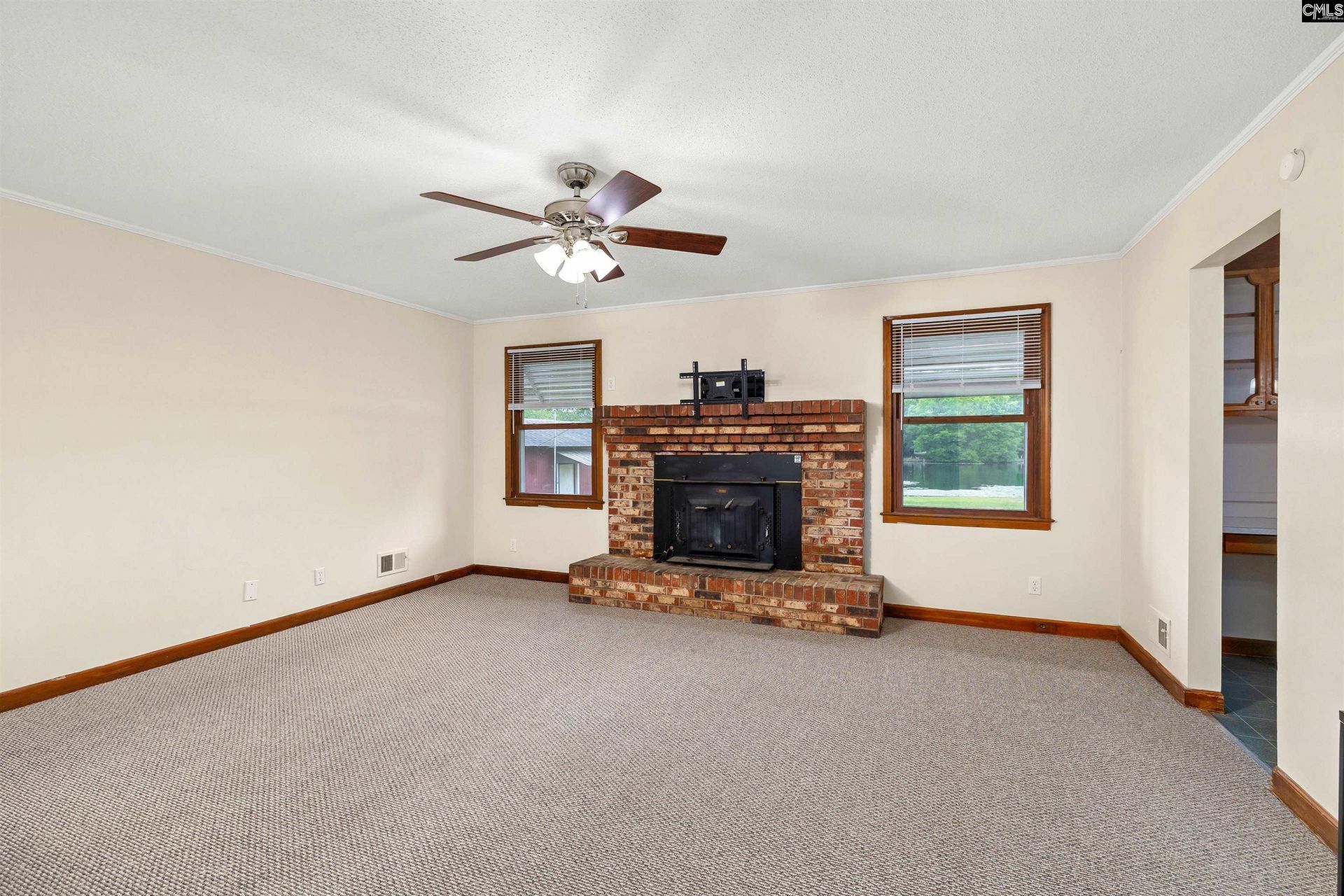 4136 N Lake Cherryvale Drive  Photo 8