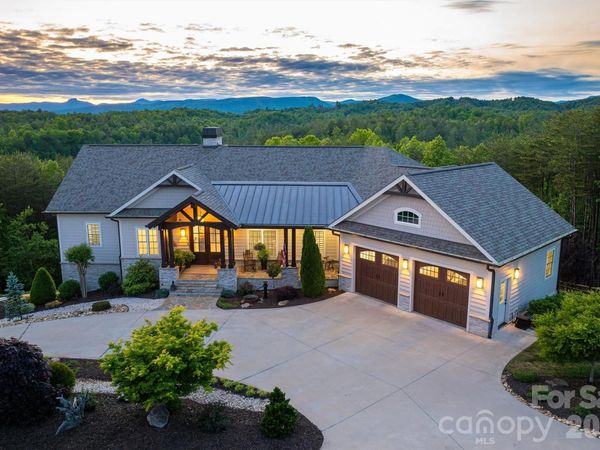 1506 High Valley Way, Lenoir, NC 28645
