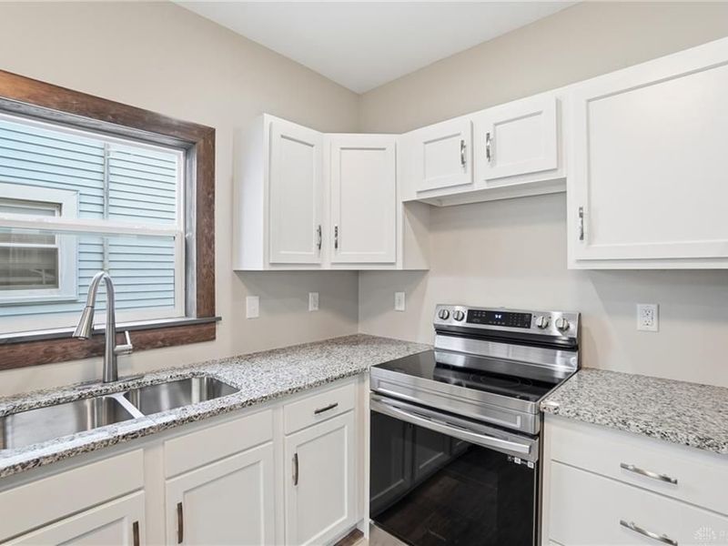 1045 Wyoming Street, Dayton, OH 45410 Photo 23