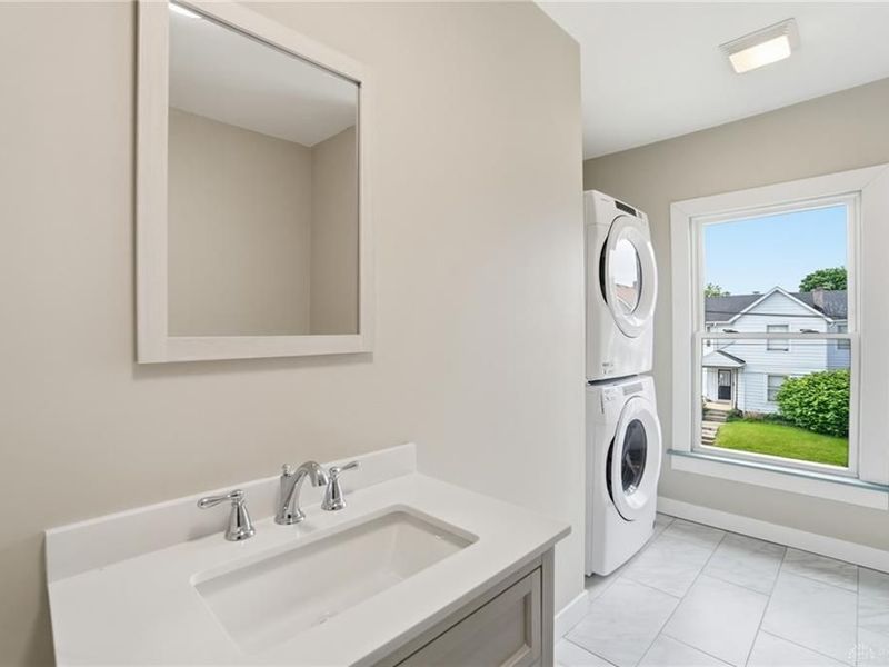 1045 Wyoming Street, Dayton, OH 45410 Photo 36