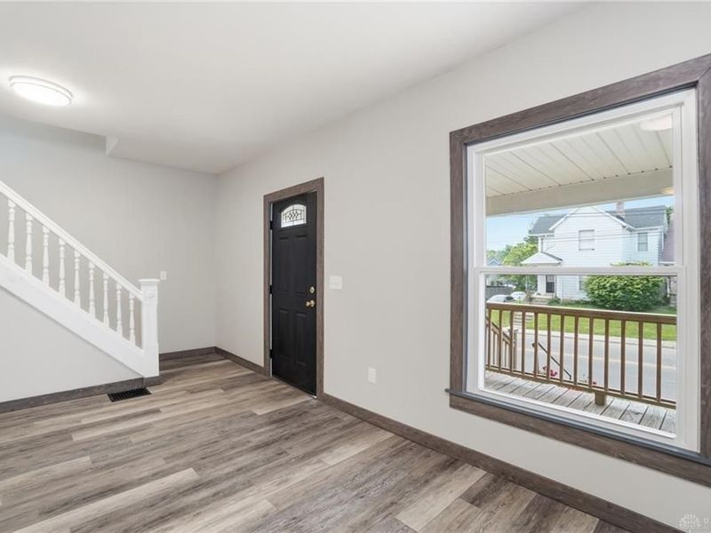 1045 Wyoming Street, Dayton, OH 45410 Photo 8