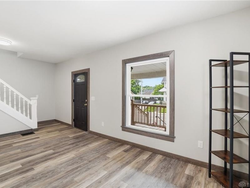 1045 Wyoming Street, Dayton, OH 45410 Photo 9