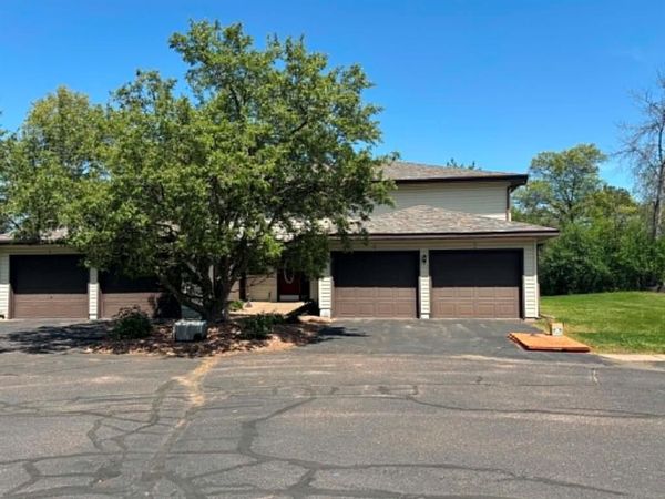 227 Parkview Court, Unit 2, Altoona, WI 54720