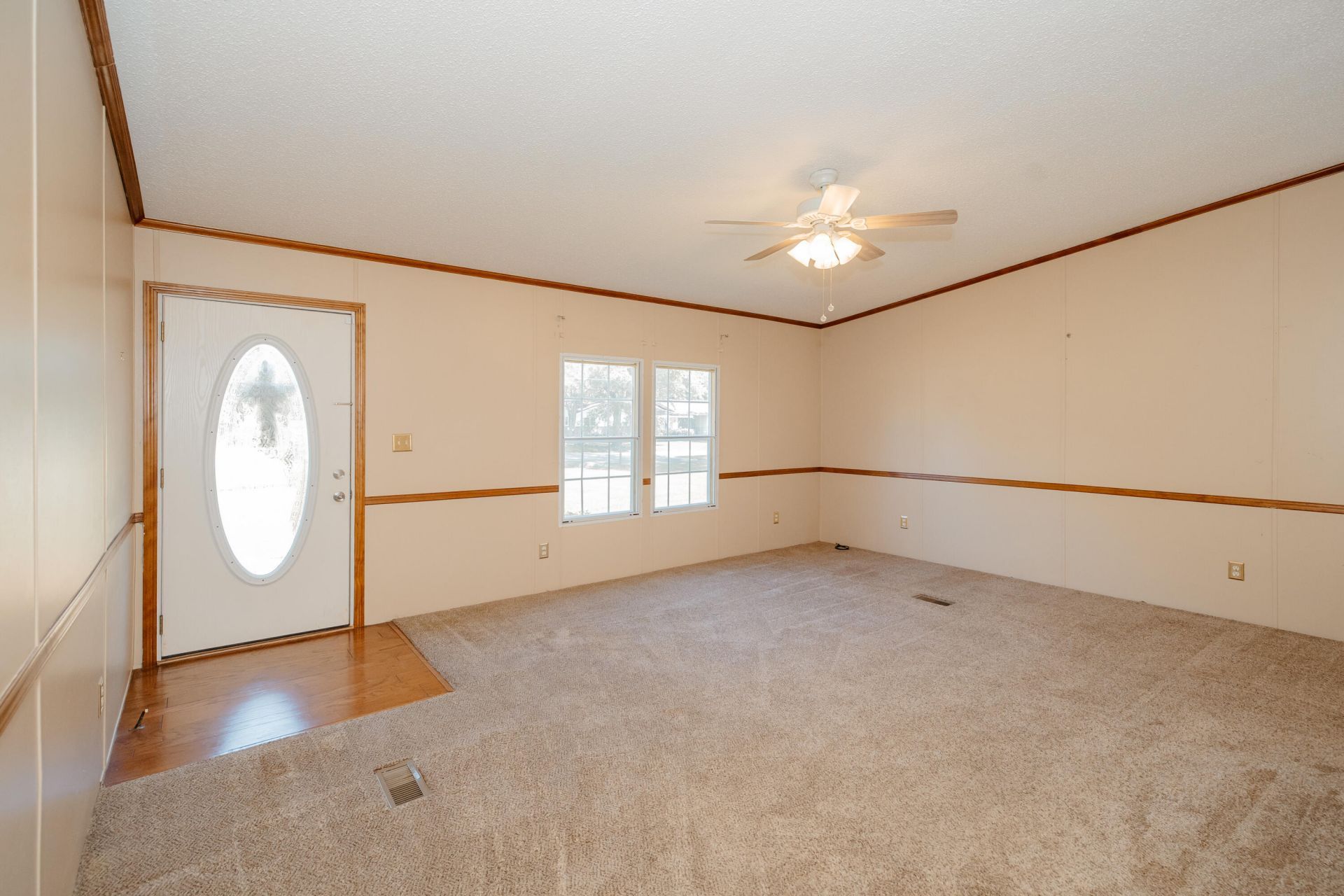 104 Prince Edward Drive Photo 15