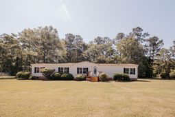 104 Prince Edward Drive photo 4