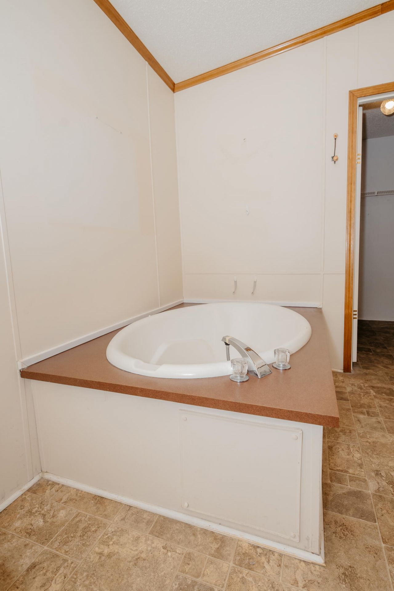 104 Prince Edward Drive Photo 27