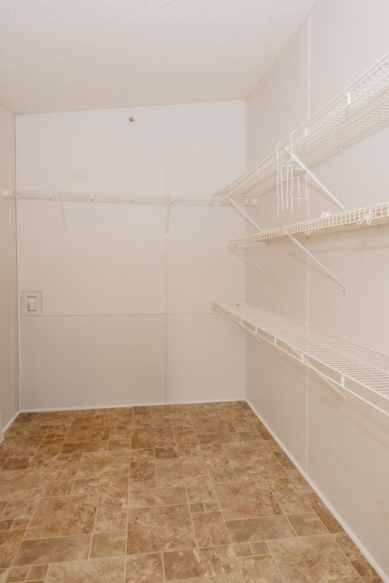 104 Prince Edward Drive Photo 36