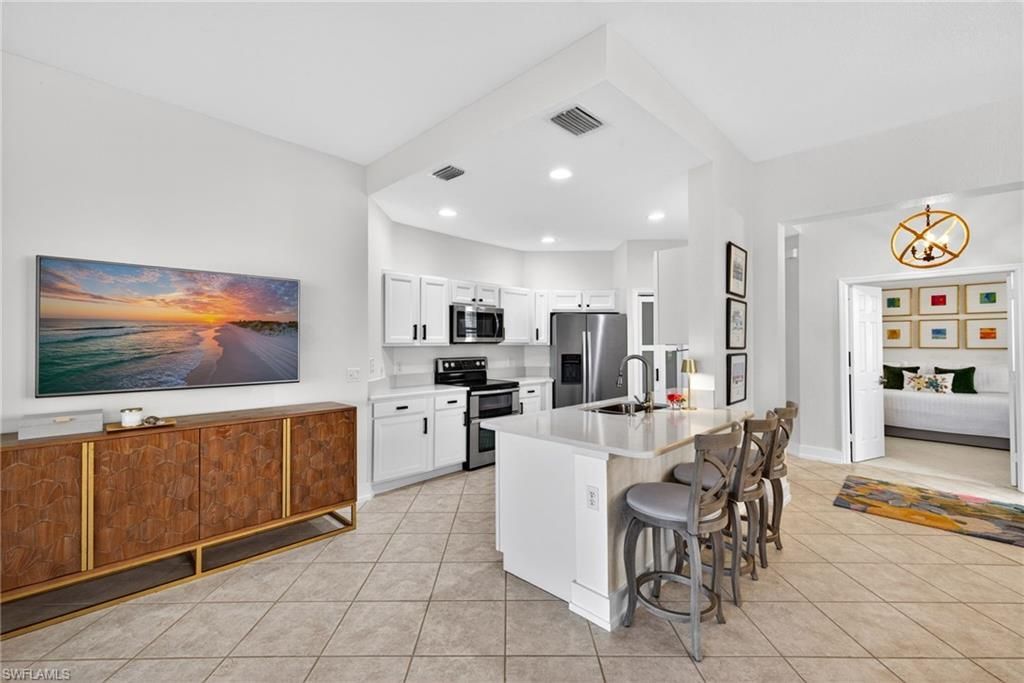 6867 Sterling Greens Dr, Unit 101, Naples, FL 34104 Photo