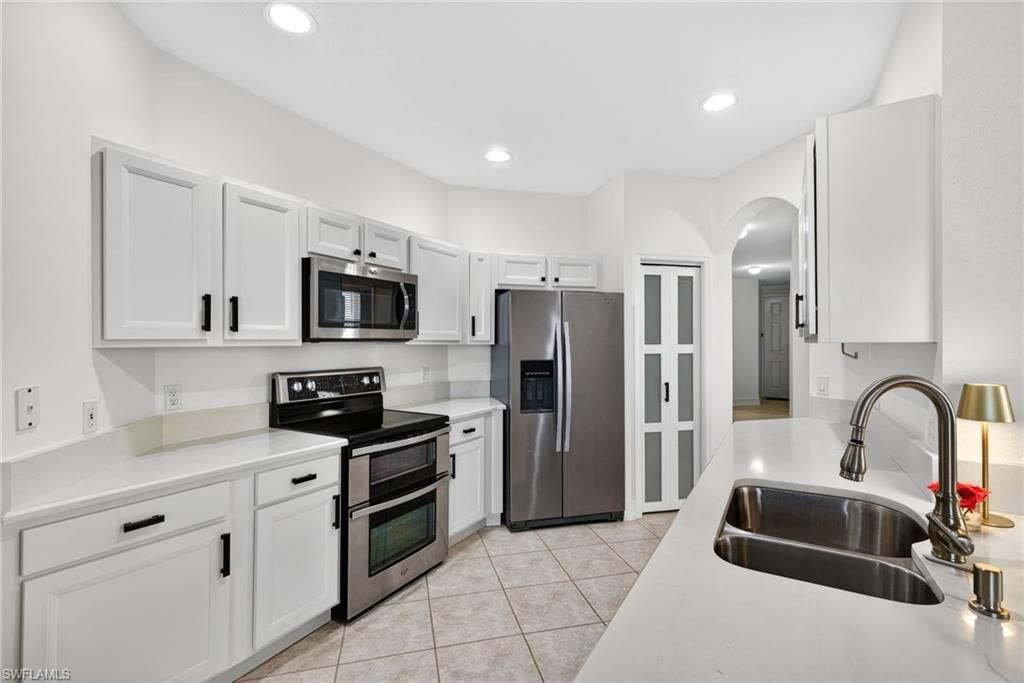 6867 Sterling Greens Dr, Unit 101, Naples, FL 34104 Photo