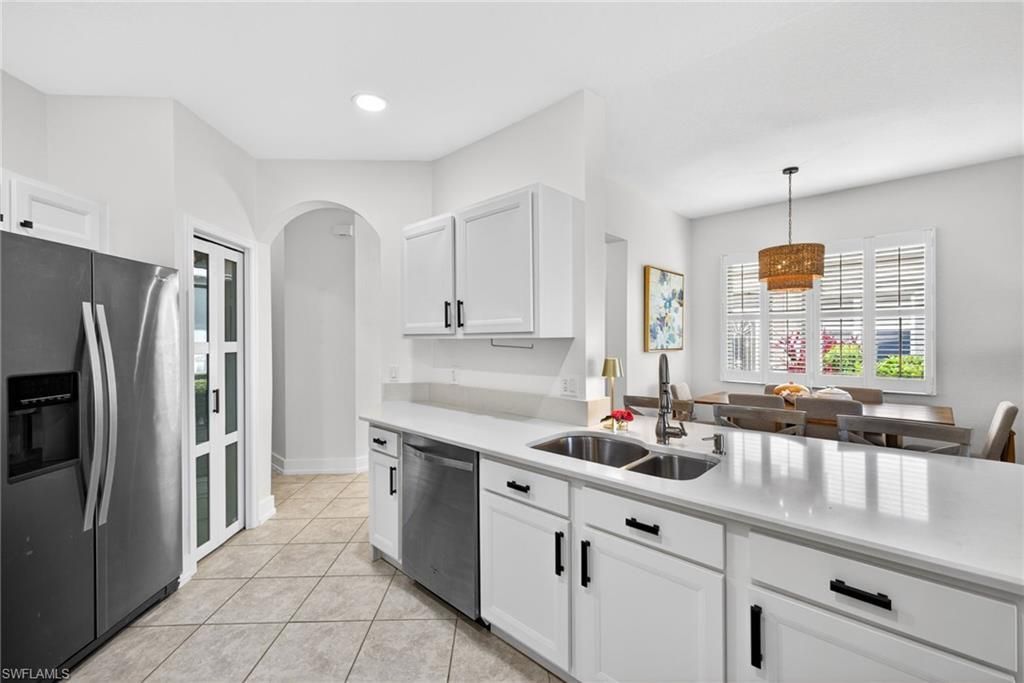 6867 Sterling Greens Dr, Unit 101, Naples, FL 34104 Photo