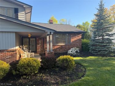 5420 Bluebell Drive , Lyndhurst, OH 44124