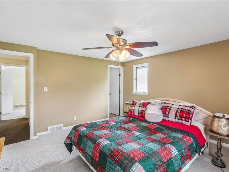 5420 Bluebell Drive, Lyndhurst, OH 44124 Photo 26