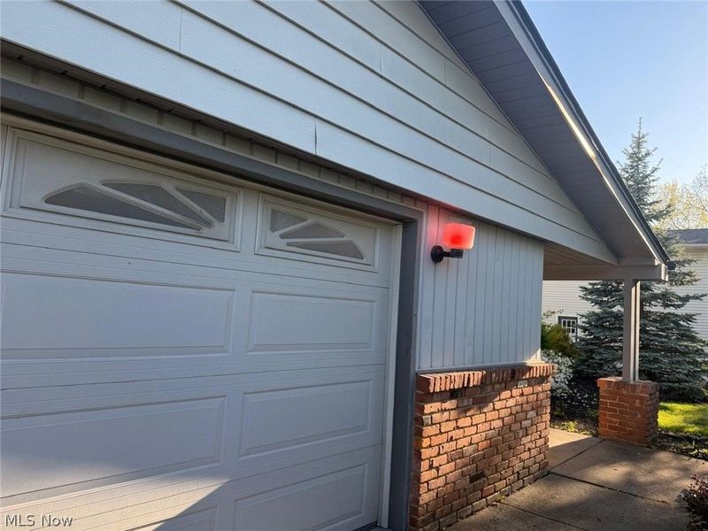 5420 Bluebell Drive, Lyndhurst, OH 44124 Photo 3