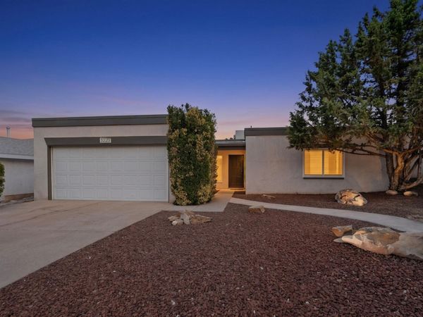 3223 Judy Place NE, Albuquerque, NM 87111