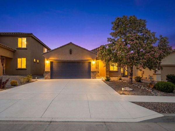 8631 Monsoon Road NW, Albuquerque, NM 87120