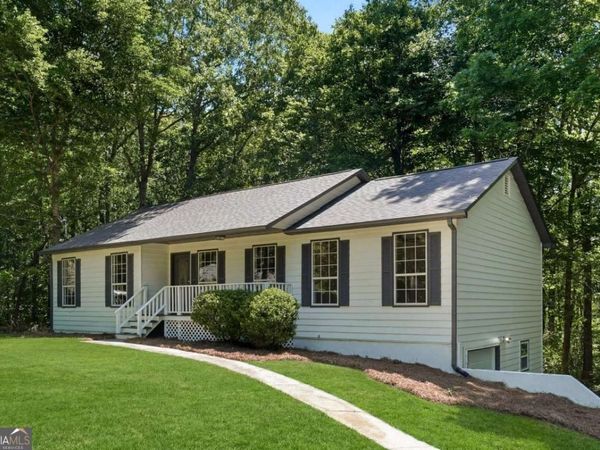 87 Harpers Place, Carrollton, GA 30117