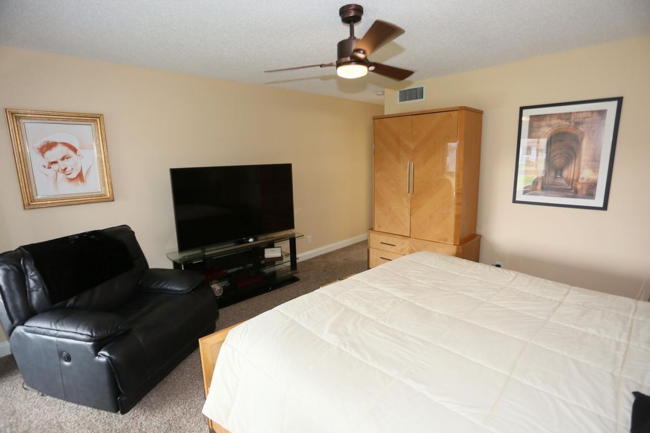 6550 S Oriole Boulevard, Unit 2050, Delray Beach, FL 33446 Photo