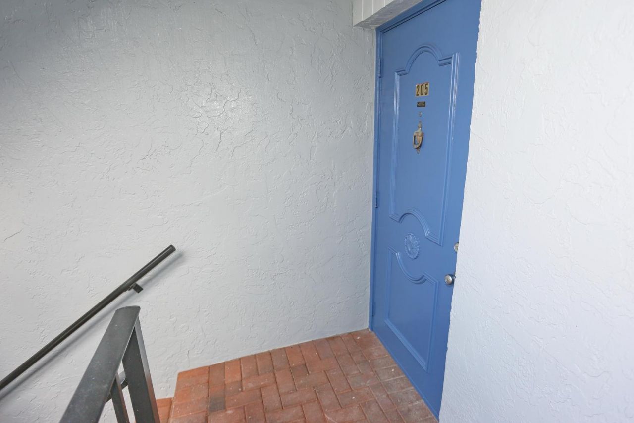 6550 S Oriole Boulevard, Unit 2050, Delray Beach, FL 33446 Photo