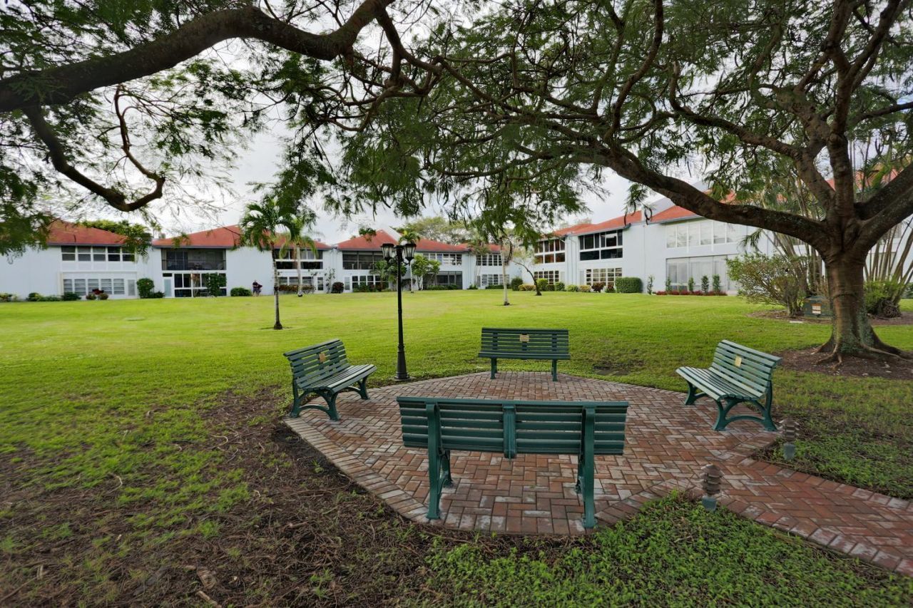 6550 S Oriole Boulevard, Unit 2050, Delray Beach, FL 33446 Photo