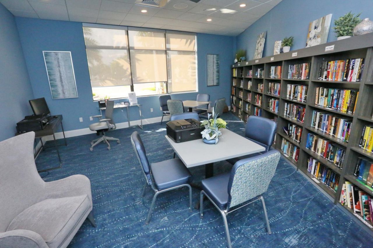 6550 S Oriole Boulevard, Unit 2050, Delray Beach, FL 33446 Photo