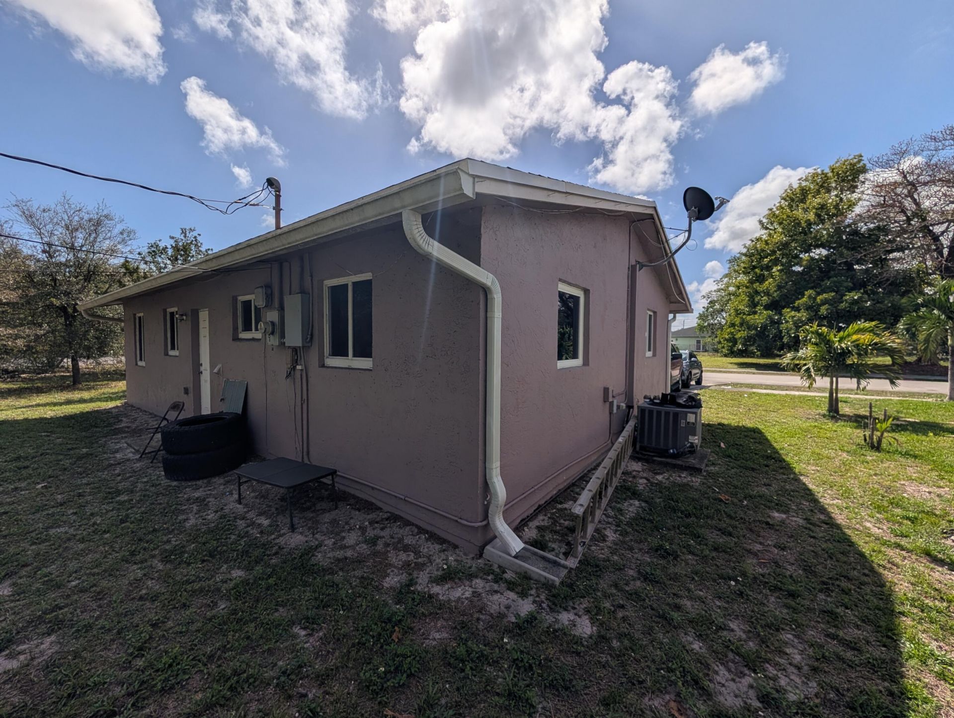 2761 NW 11th Place, Fort Lauderdale, FL 33311 Photo