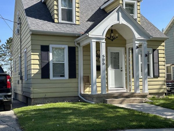 506 Mill Street, Beaver Dam, WI 53916