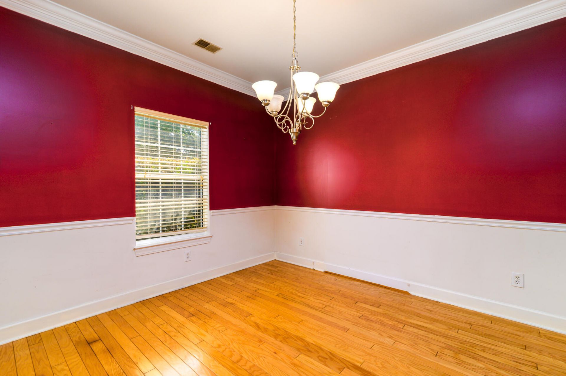 4921 Franconia Drive Photo 9
