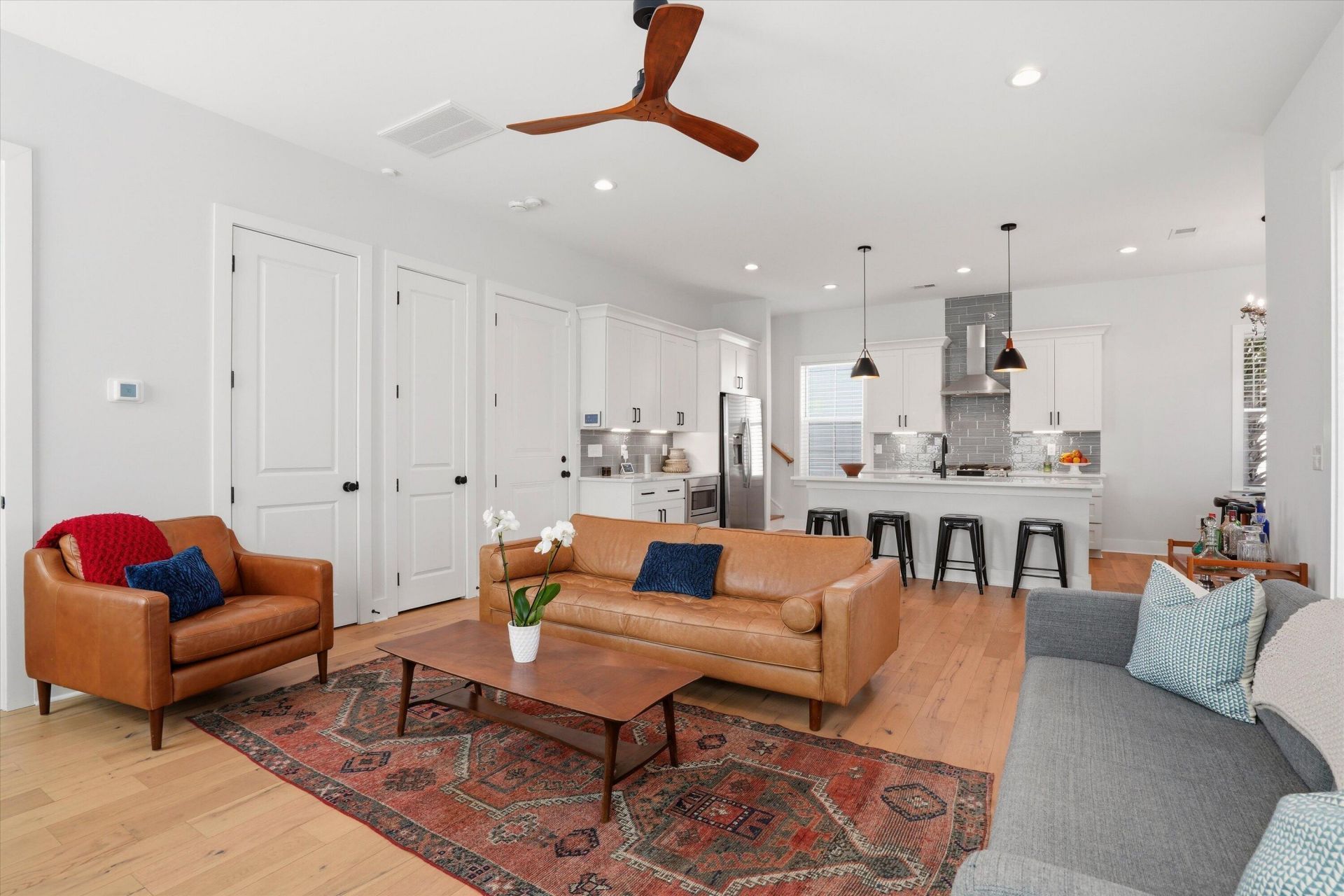 50 Aiken Street Photo 14