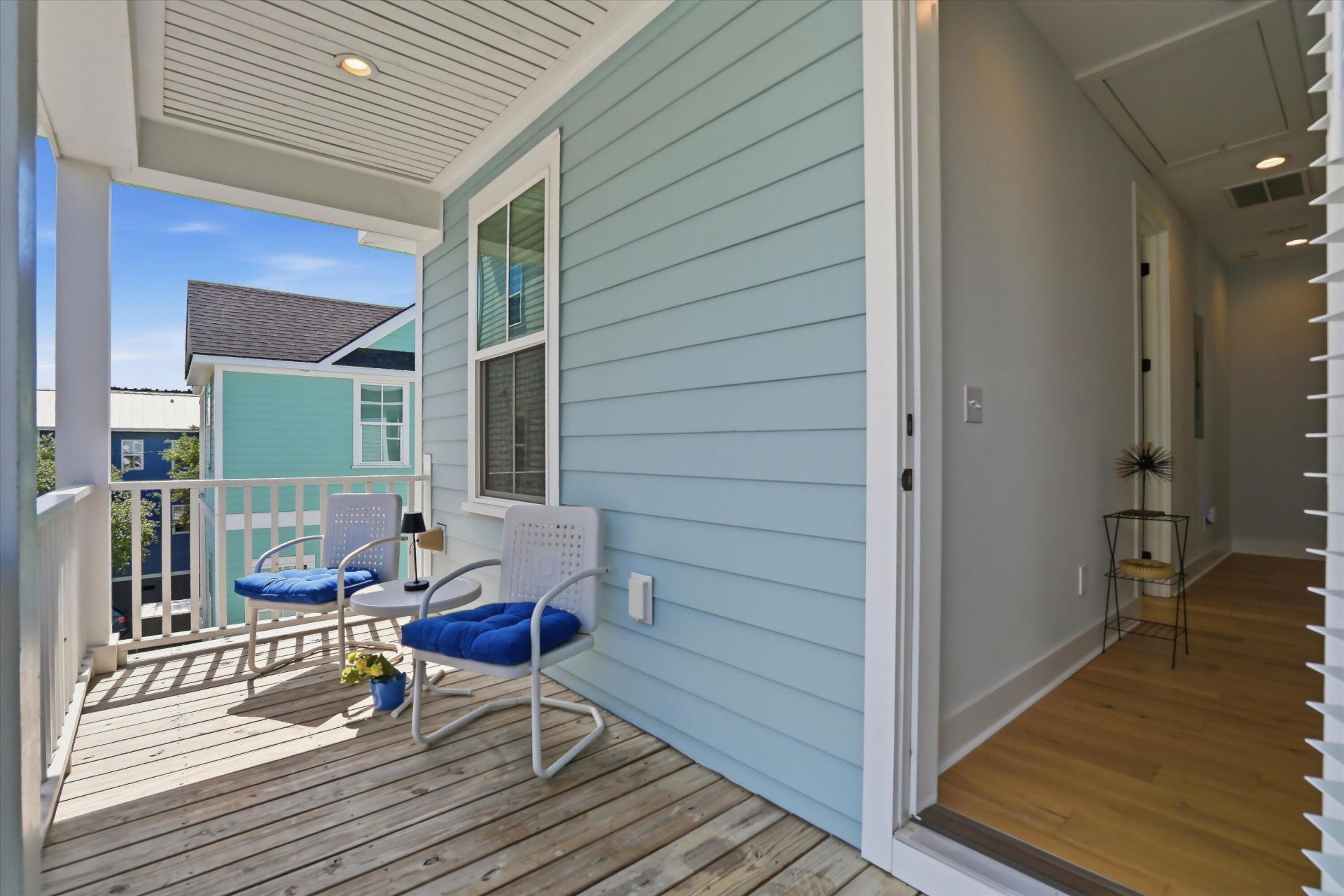 50 Aiken Street Photo 32