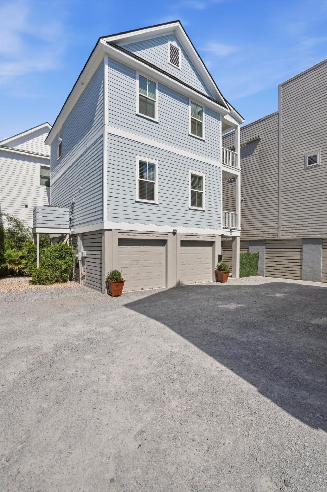 50 Aiken Street Photo 4