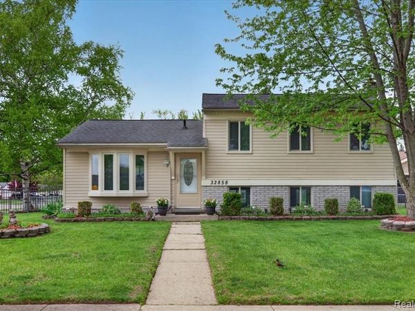 32858 Coach Drive, Chesterfield Twp, MI 48047
