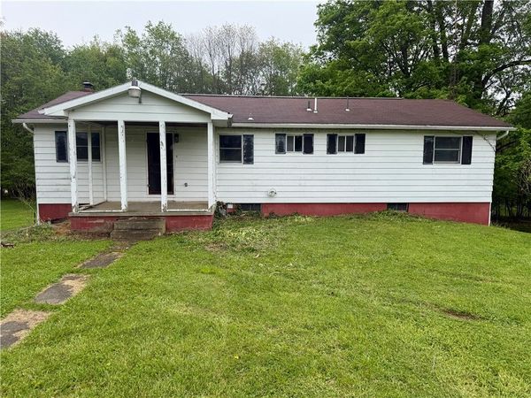 781 Sarsi Trl , Mercer, PA 16137