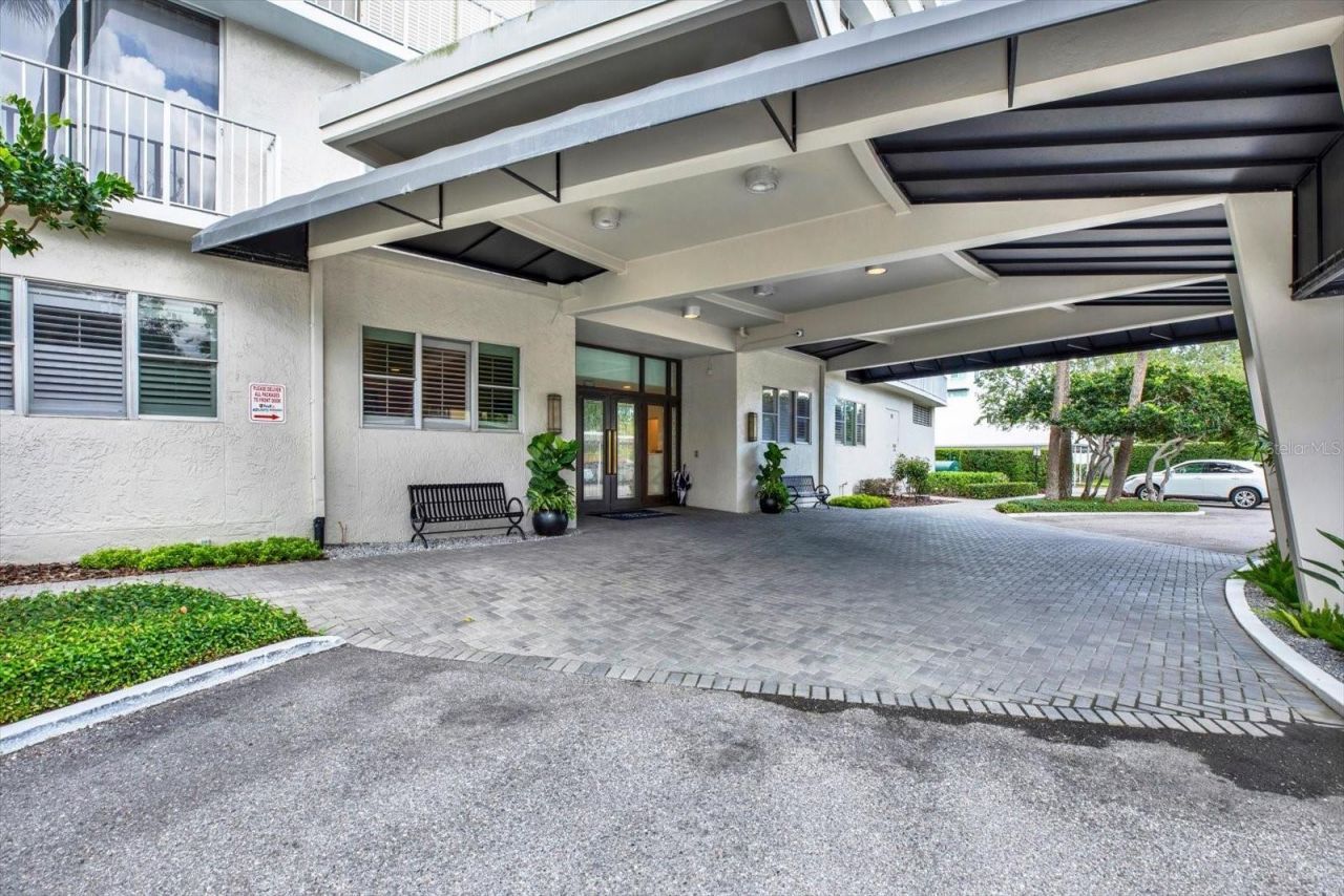 2611 Bayshore Boulevard, Unit 304, Tampa, FL 33629 Photo