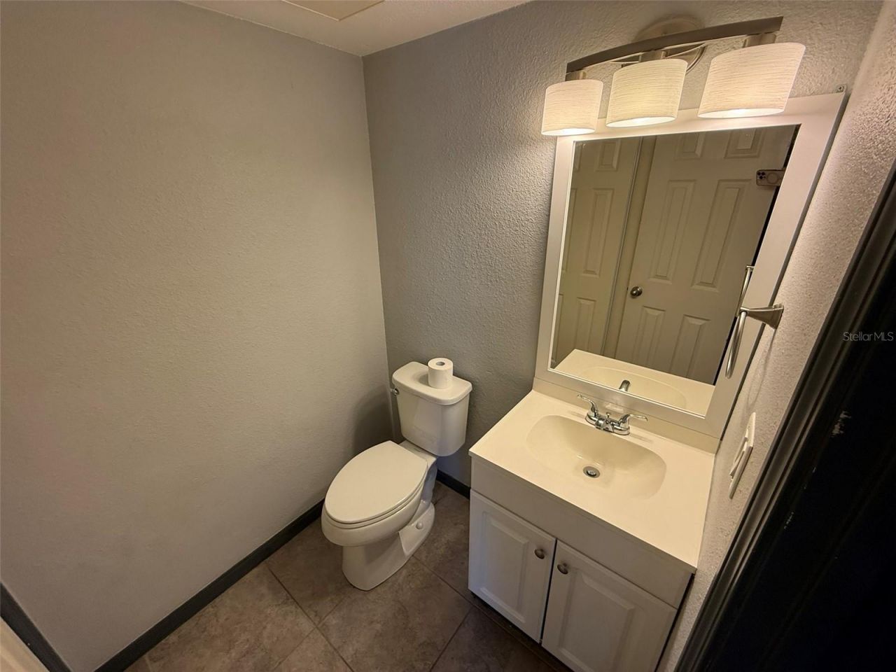 1836 N Crystal Lake Drive , Unit 64, Lakeland, FL 33801 Photo