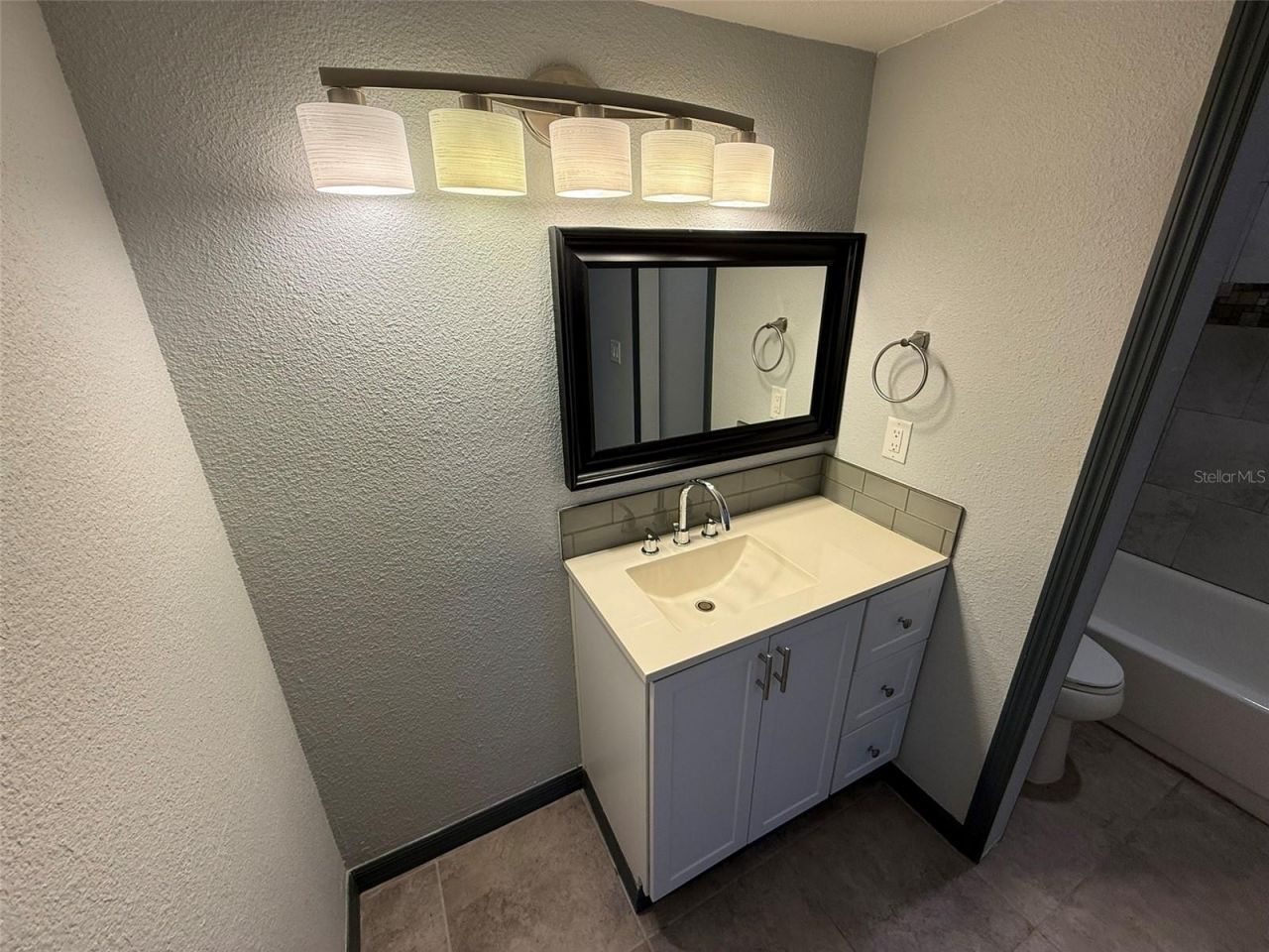 1836 N Crystal Lake Drive , Unit 64, Lakeland, FL 33801 Photo