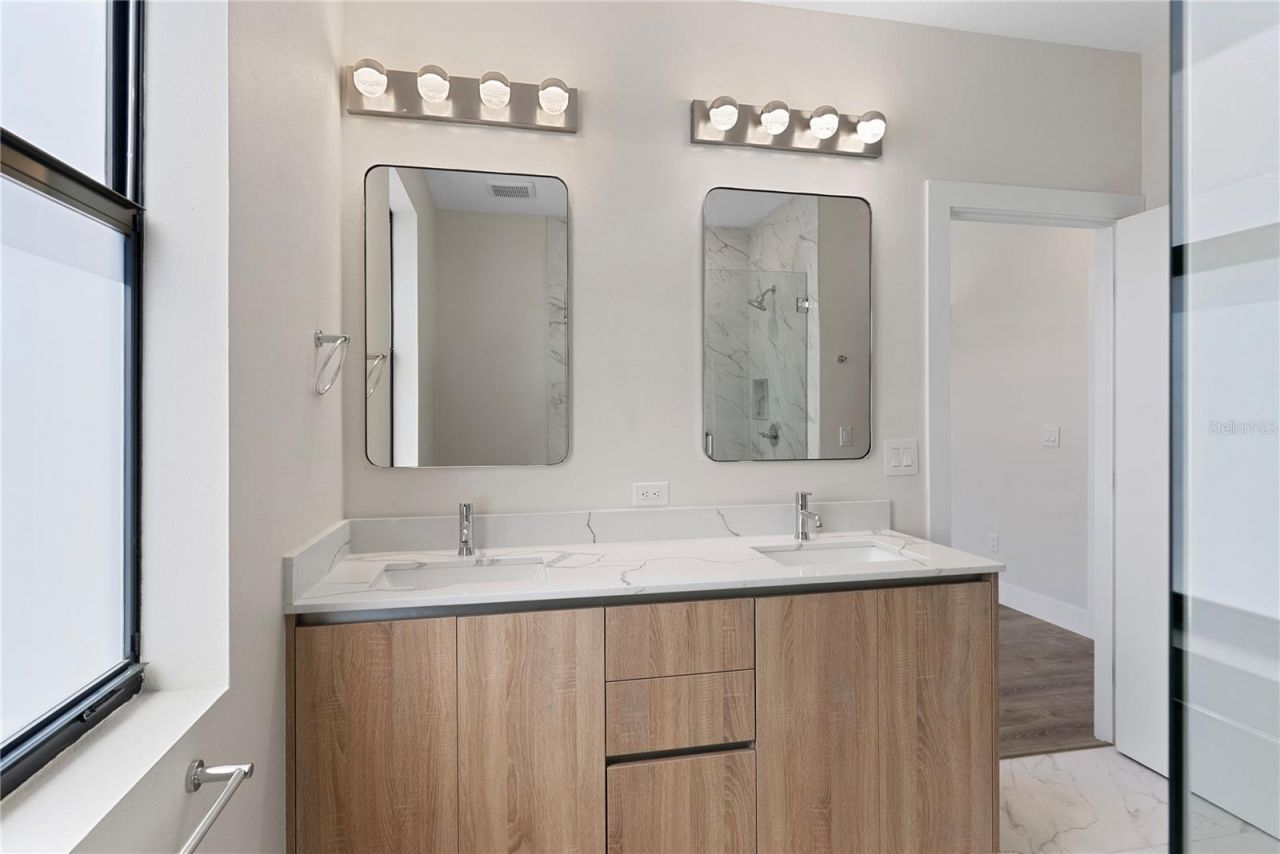 8405 Modano Place , Tampa, FL 33614 Photo