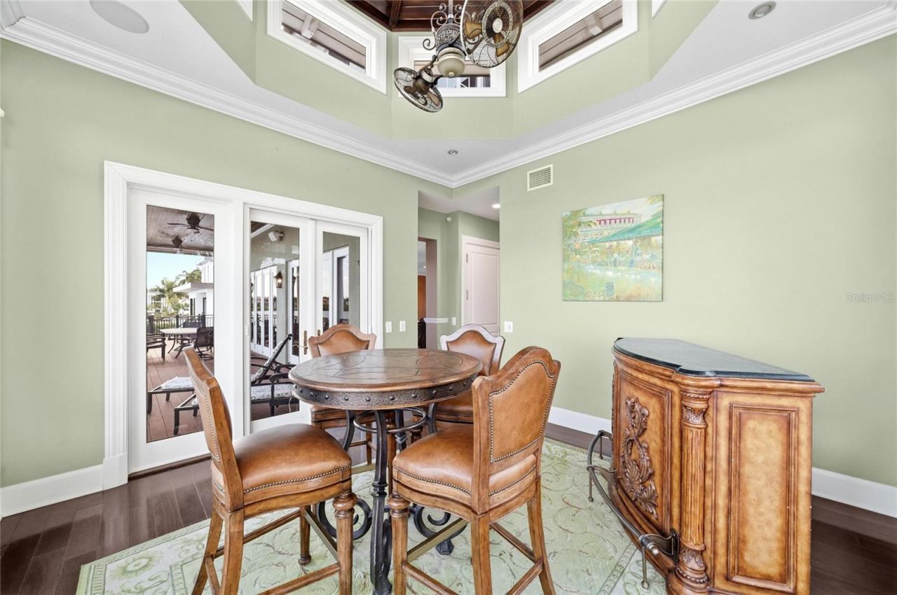 6438 Hollywood Boulevard, Sarasota, FL 34231 Photo