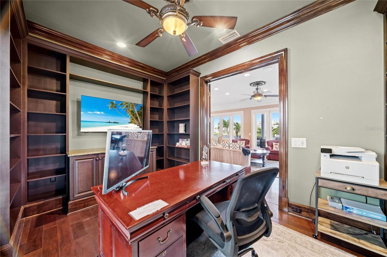 6438 Hollywood Boulevard, Sarasota, FL 34231 Photo