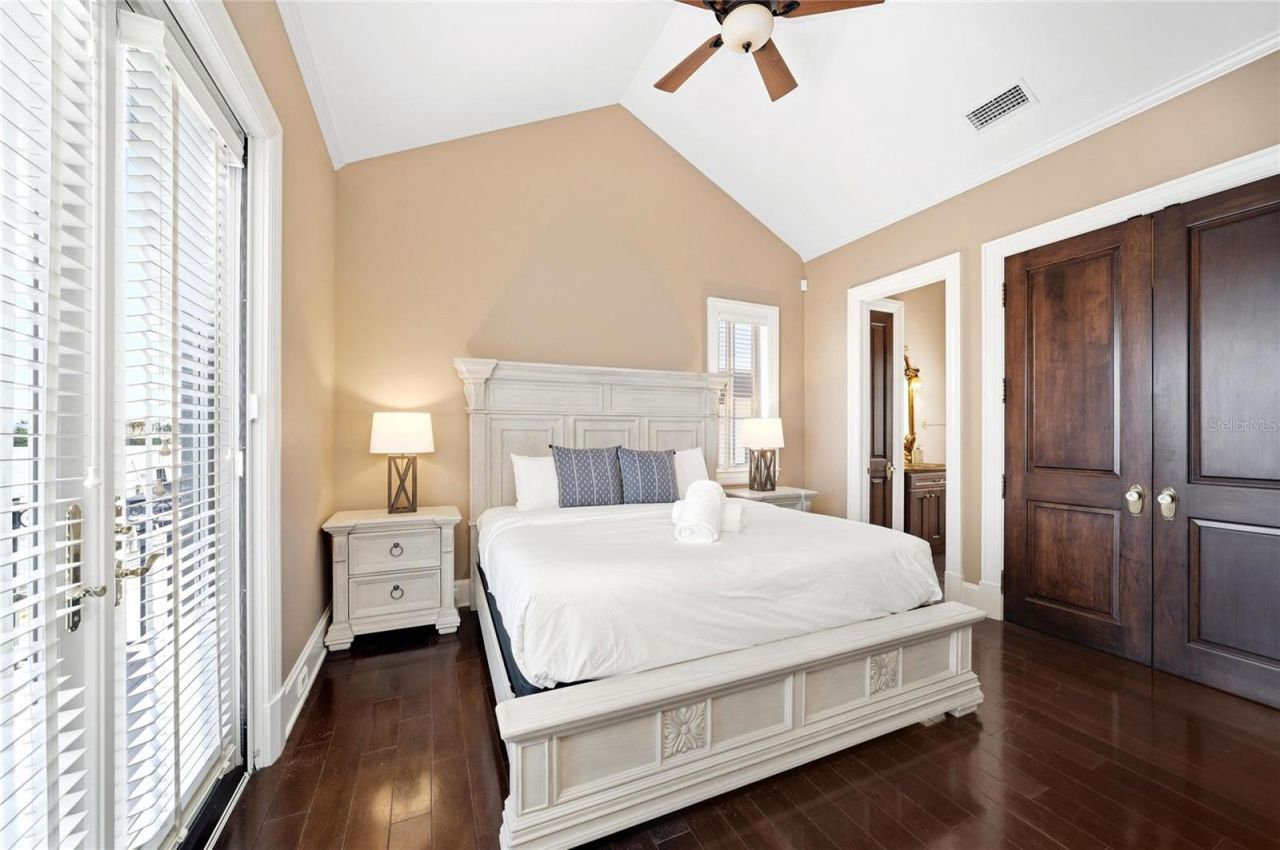 6438 Hollywood Boulevard, Sarasota, FL 34231 Photo
