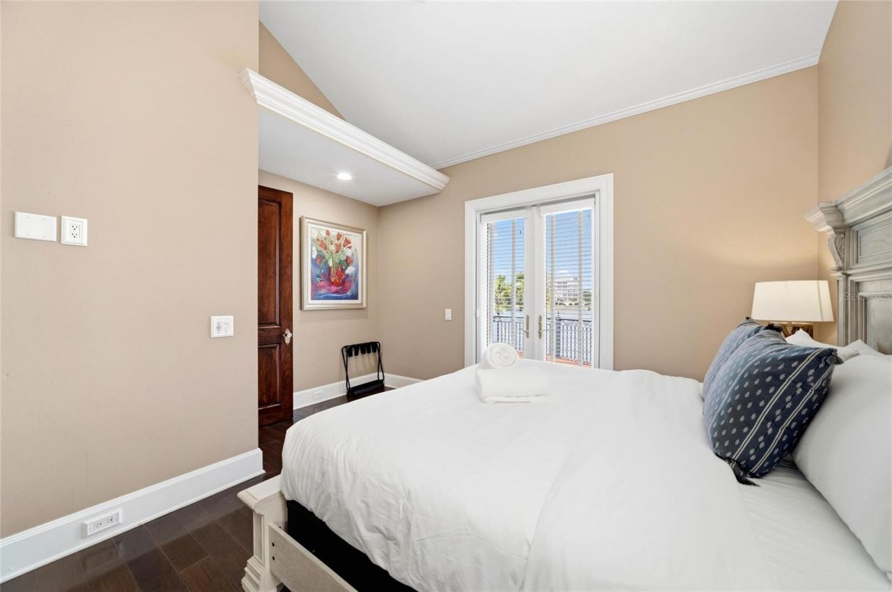 6438 Hollywood Boulevard, Sarasota, FL 34231 Photo
