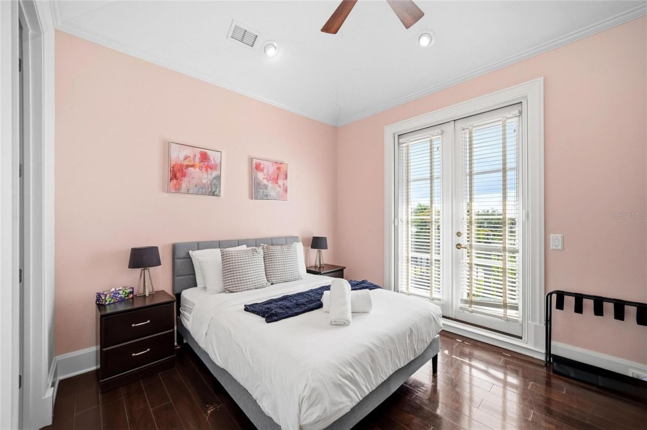 6438 Hollywood Boulevard, Sarasota, FL 34231 Photo