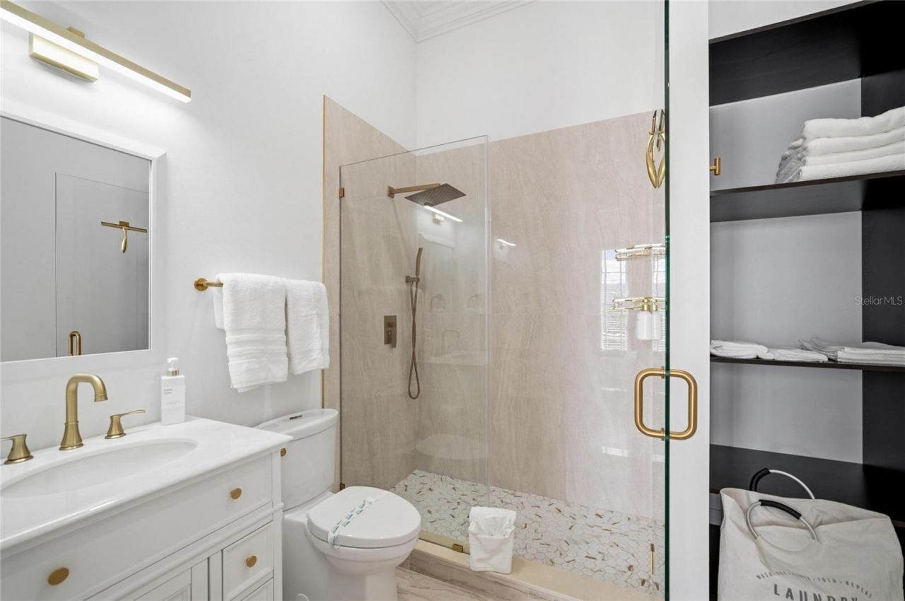 6438 Hollywood Boulevard, Sarasota, FL 34231 Photo
