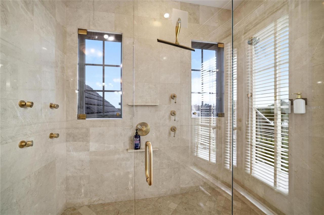 6438 Hollywood Boulevard, Sarasota, FL 34231 Photo
