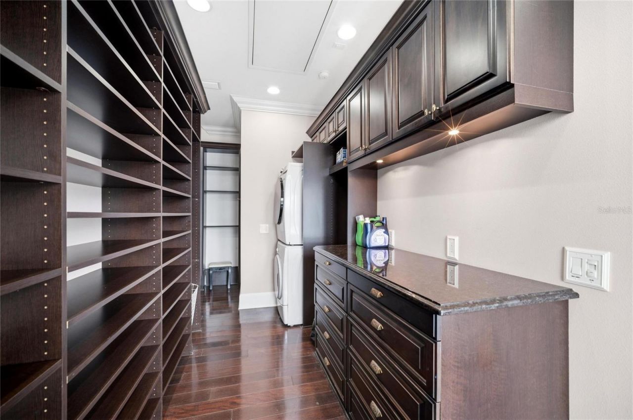 6438 Hollywood Boulevard, Sarasota, FL 34231 Photo